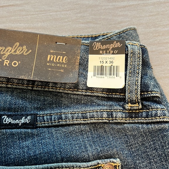 Wrangler - Picture 3 of 3